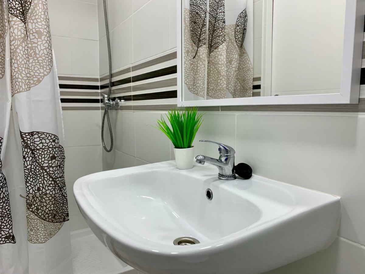Hostal Dori Тарифа Экстерьер фото